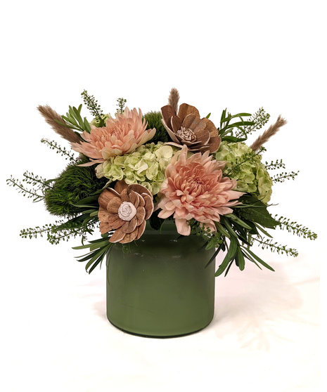 Magic Dragon - Tranquil Green & Natural Arrangement