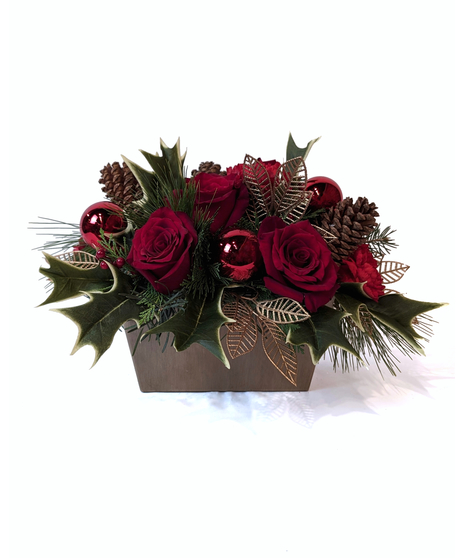 Holly-lujeh - Red & Gold Holiday Centerpiece